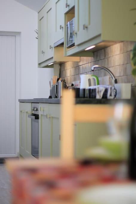 Orchard Nook - Sleeps 4, 2 Bedrooms Kendal Kültér fotó