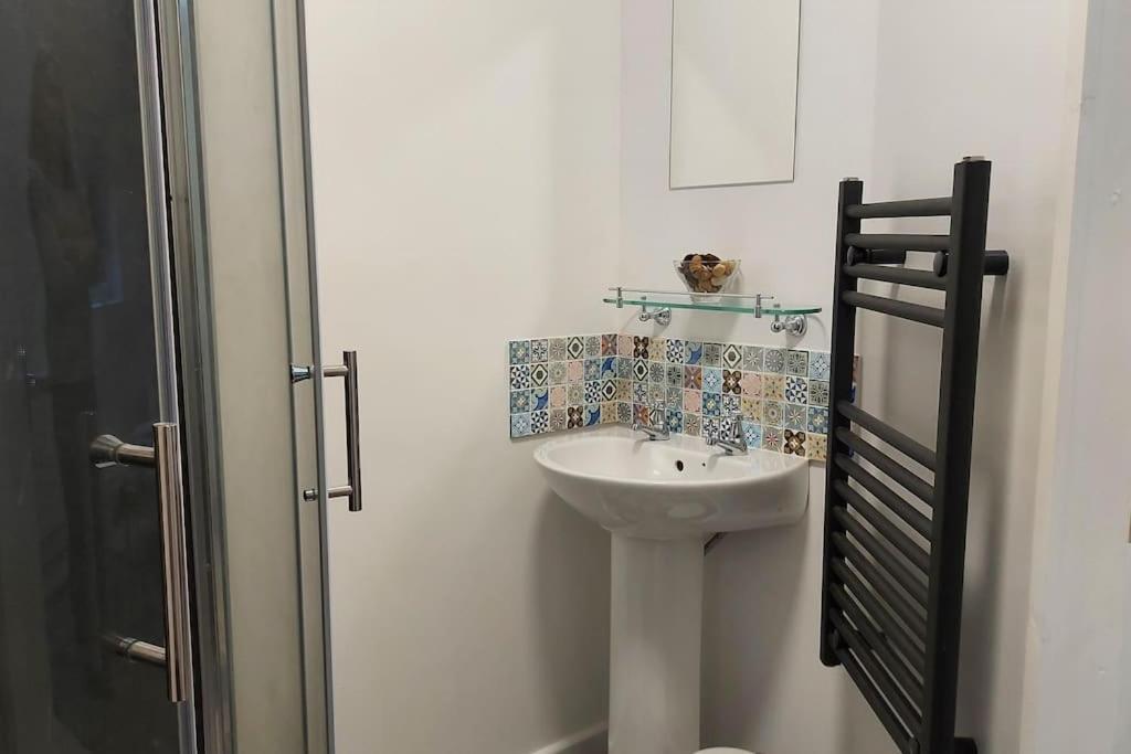 Orchard Nook - Sleeps 4, 2 Bedrooms Kendal Kültér fotó